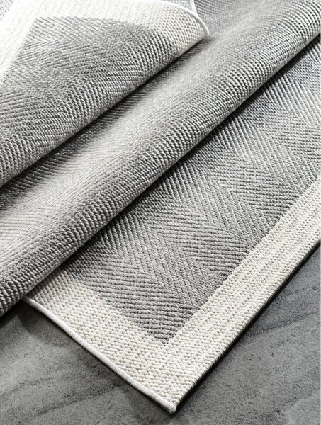 Sisal Serisi Gri Krem Kaymaz Tabanlı Yıkanabilir Dokuma Halı TU-EN03