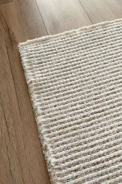 Gues Serisi Bej Yumuşak Dokulu Yüksek Kalite Makine Halısı AP-7412