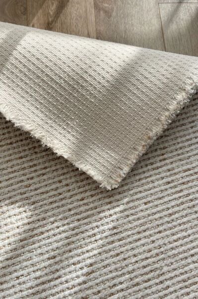 Gues Serisi Bej Yumuşak Dokulu Yüksek Kalite Makine Halısı AP-7412