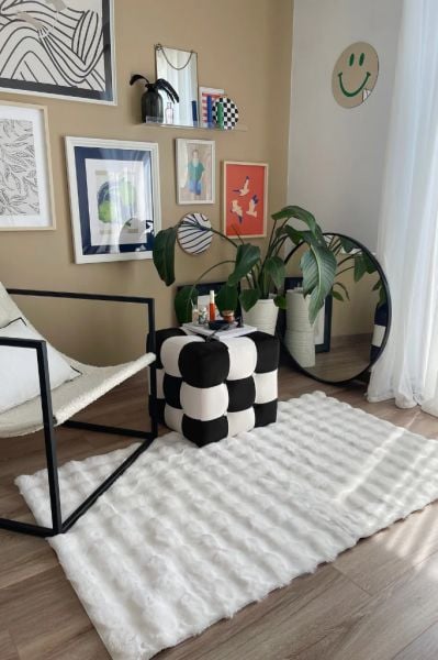 Molecule Serisi Beyaz Yıkanabilir Dokuma Tabanlı Yumuşak Halı AP-9207