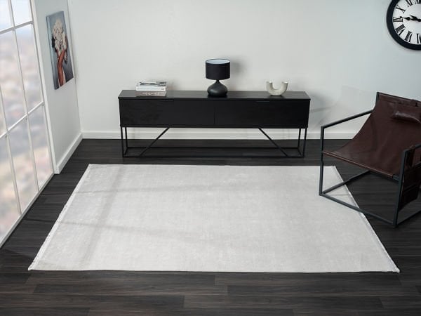 Quatro Serisi Ekru Renk Antialerjik İnce Makine Halısı QU009A