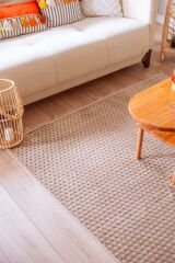 Lafel Serisi Bej Renk Yumuşak Dokulu Makine Halısı C-2112