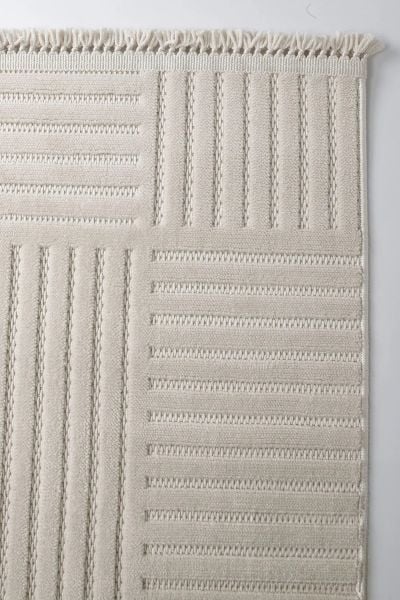 Mabel Serisi Krem Renk Kaymaz Antibakteriyel Makine Halısı EN-9201