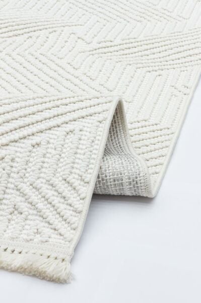 Amore Serisi Ekru Yumuşak Makine Halısı AP-8591