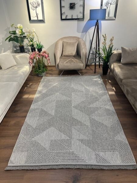 Amore Serisi Gri Renk Yumuşak Dokuma Makine Halısı GA-3007G