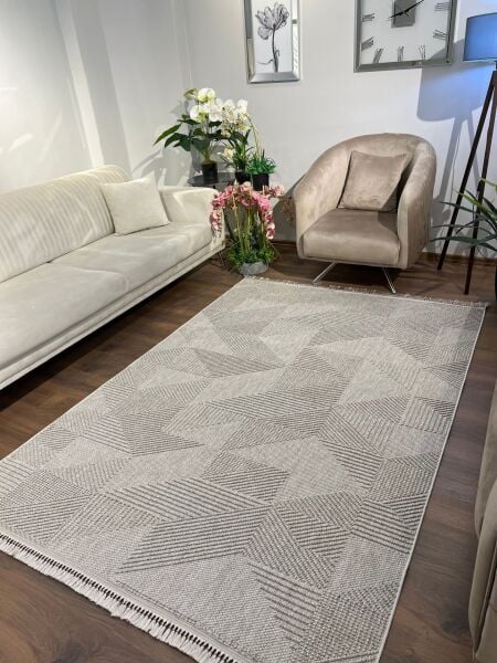 Amore Serisi Bej Renk Yumuşak Dokuma Makine Halısı GA-3007B