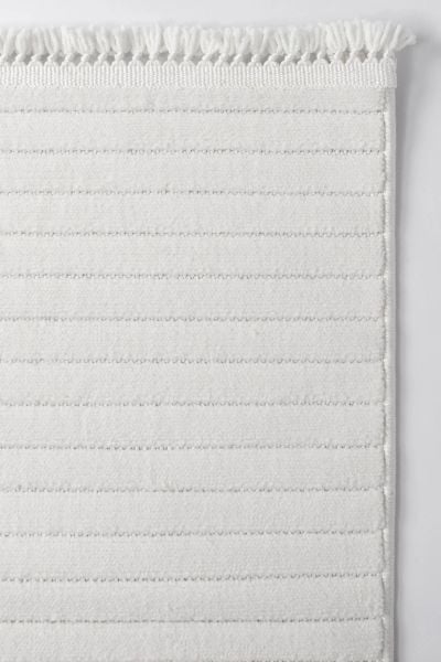 Mabel Serisi Krem Renk Kaymaz Antibakteriyel Makine Halısı EN-9213