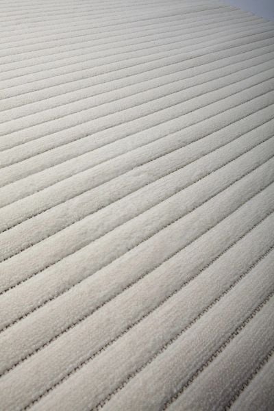 Mabel Serisi Bej Renk Kaymaz Antibakteriyel Makine Halısı EN-9216