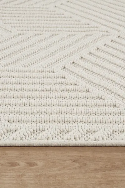 Amore Serisi Krem Renk Yumuşak Makine Halısı EM-E607