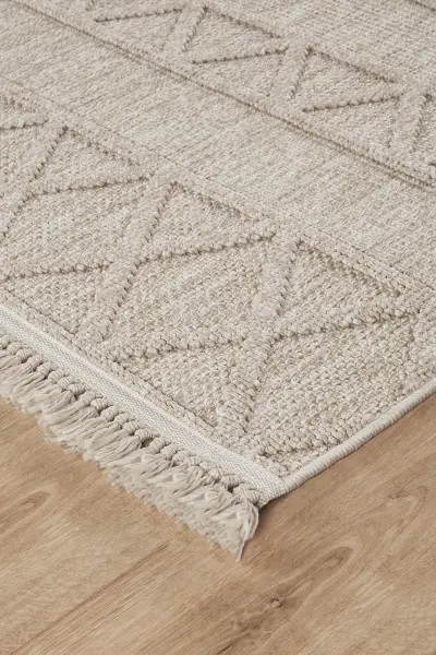 Amore Serisi Bej Renk Yumuşak Dokuma Makine Halısı EM-E611