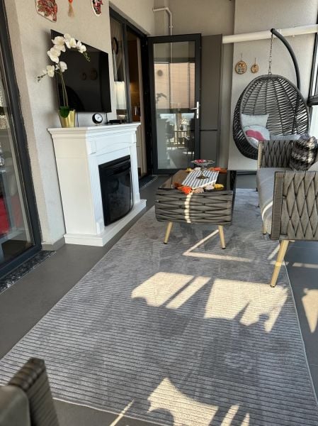 Ada Serisi Gri Renk Yıkanabilir Şönil Dokuma Halı GA-3233