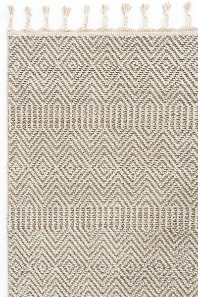 Pavia Serisi Bej Renk Kolay Temizlenen Hav Toz Vermez Halı Q-2026