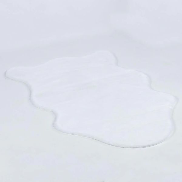 Tavşan Post Beyaz Renk Süet Taban Yıkanabilir Halı MS-32