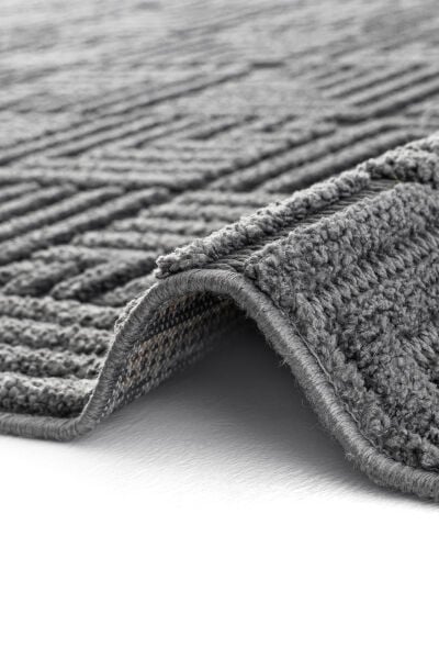 Mabel Serisi Antrasit Kaymaz Tabanlı Yumuşak Makine Halısı L-5440