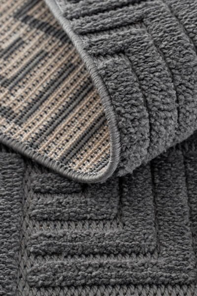 Mabel Serisi Antrasit Kaymaz Tabanlı Yumuşak Makine Halısı L-5440